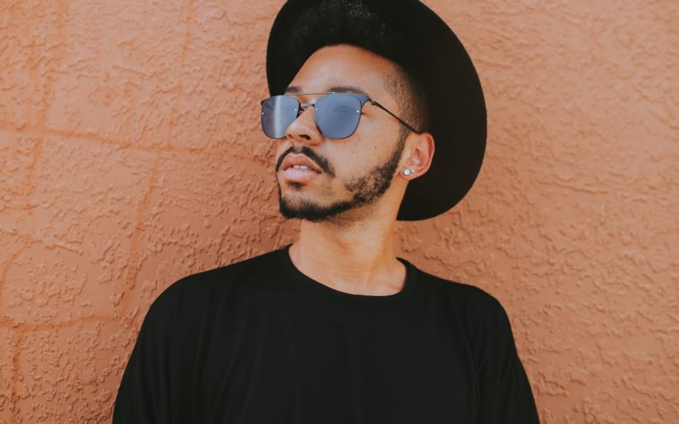 moderno-2726230275-960x600